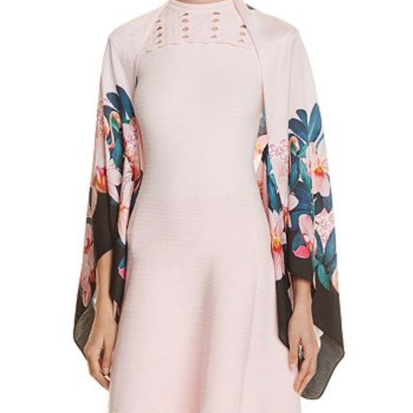 🔥LAST 1🔥NWT TED BAKER SILK CAPE SCARF - Picture 3 of 6
